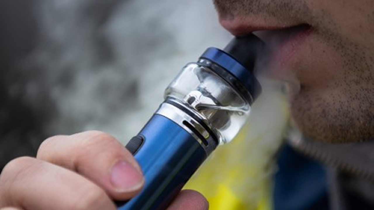 Cigarro eletrônico: ele é mesmo vilão?